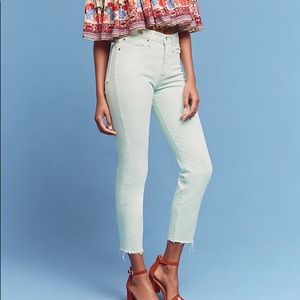 NWT Levi Wedgie Jeans